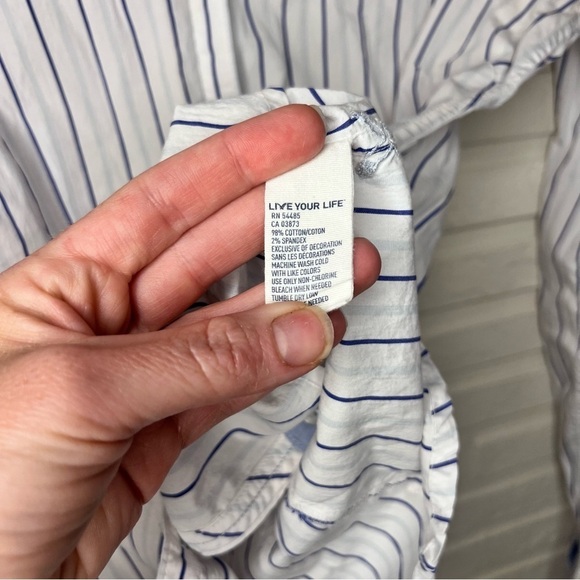 American Eagle Blue and White Striped Tailored Button Down Shirt, Women’s Size 2 - Picture 4 of 6